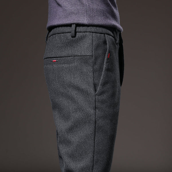 Pantalon ajustado elegante