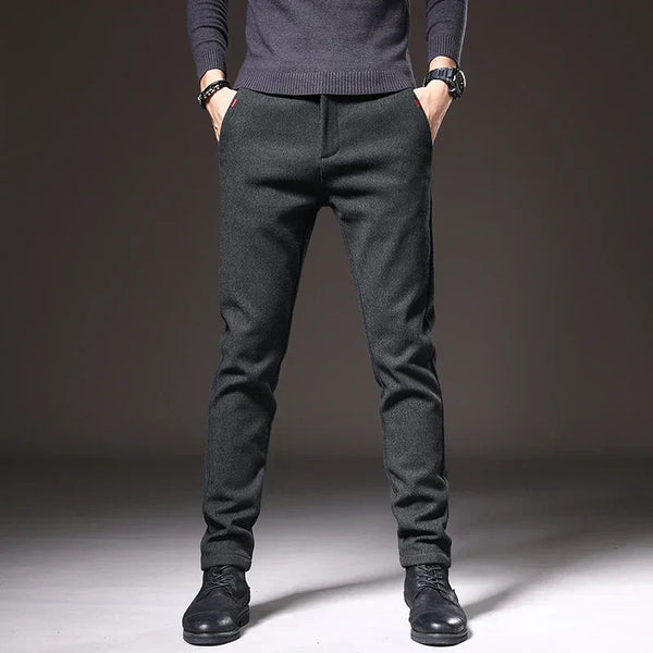 Pantalon ajustado elegante